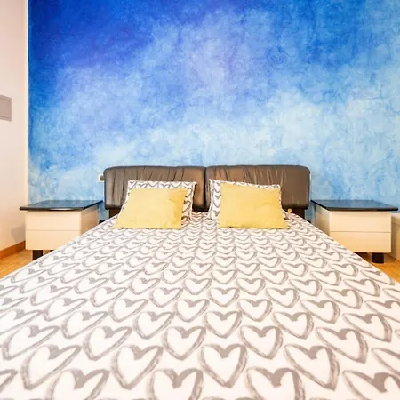 펜션 Como-swiss 15 Min - Big With Parking - Terrace - Wifi Olgiate Comasco