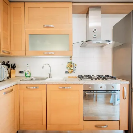 Como-swiss 15 Min - Big With Parking - Terrace - Wifi Olgiate Comasco
