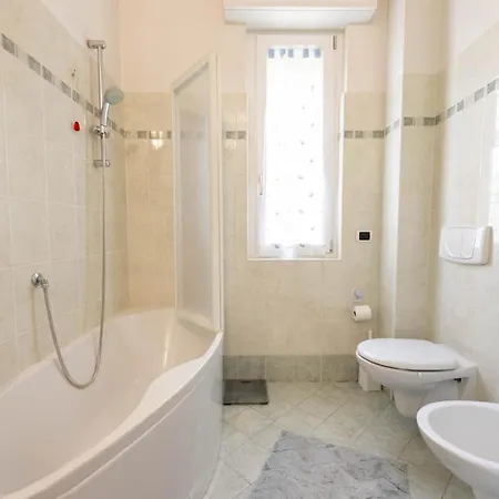 Como-swiss 15 Min - Big With Parking - Terrace - Wifi * Olgiate Comasco